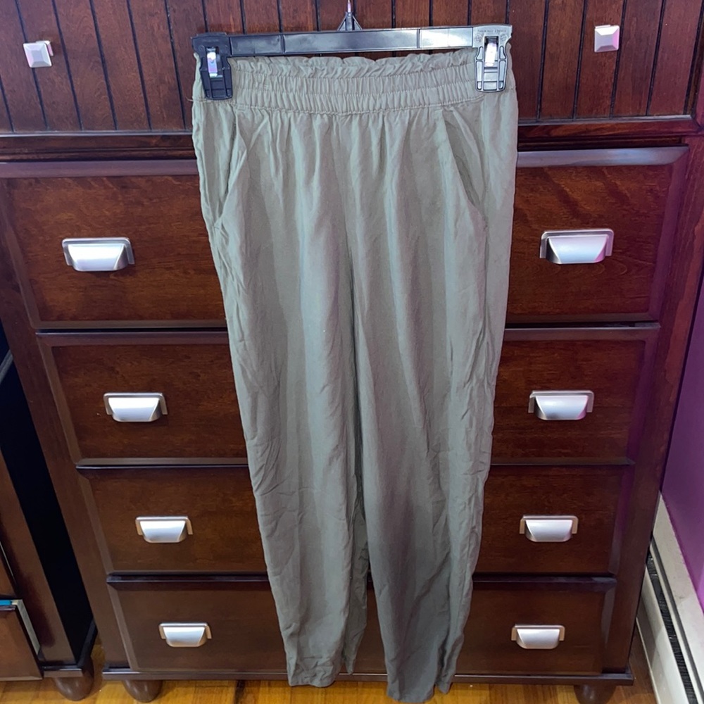 Green H&M Pants 💚